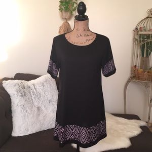 Cute black flair top 🖤💜🖤